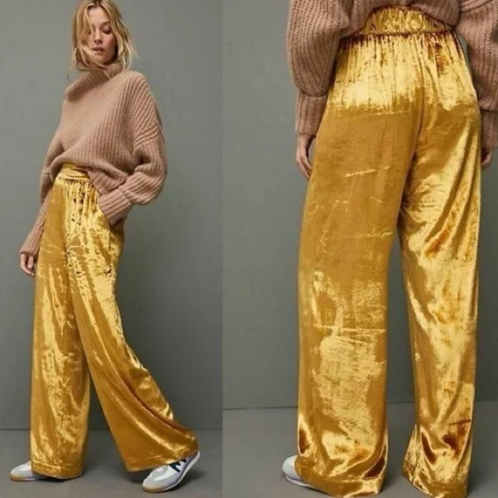 Maeve by Anthropologie Anastacia Soft Crushed Velvet Wide-Leg Pants in Gold, Med